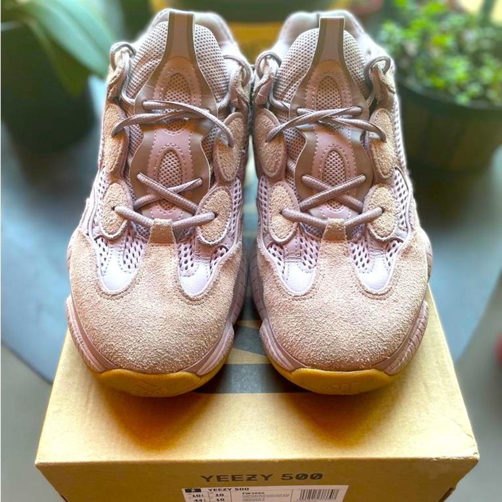 Yeezy 500